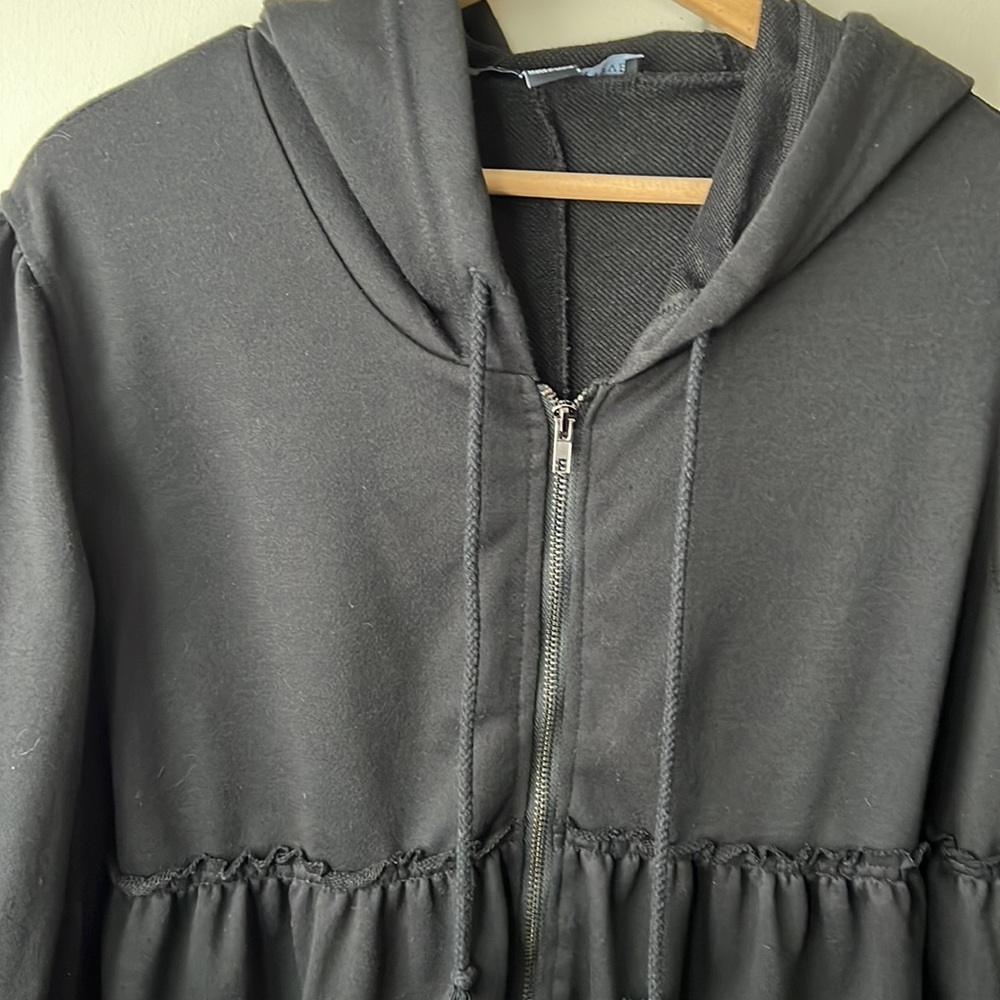 NWOT never worn. HYFVE tiered zip up A line long hoodie - Picture 5 of 11